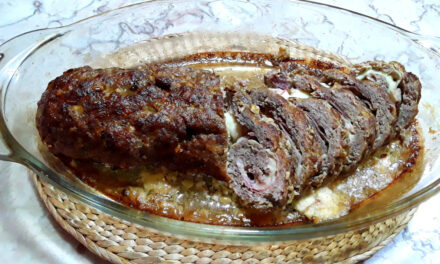 Rolo de Carne com Queijo e Presunto